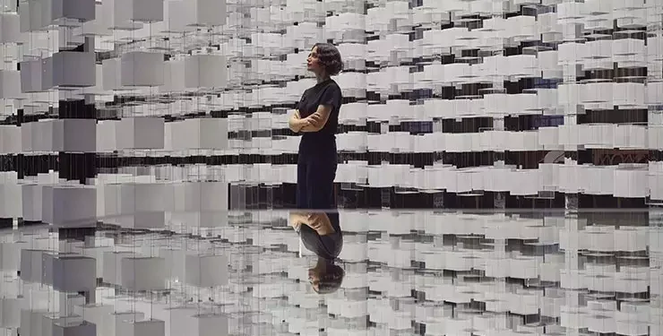 Melek Zeynep Bulut’a Paris’ten “Sanat ve Tasarım Kürasyonunda Mükemmeliyet” ödülü