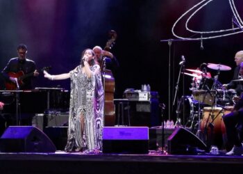 Pink Martini İstanbul’da sevenleriyle buluştu
