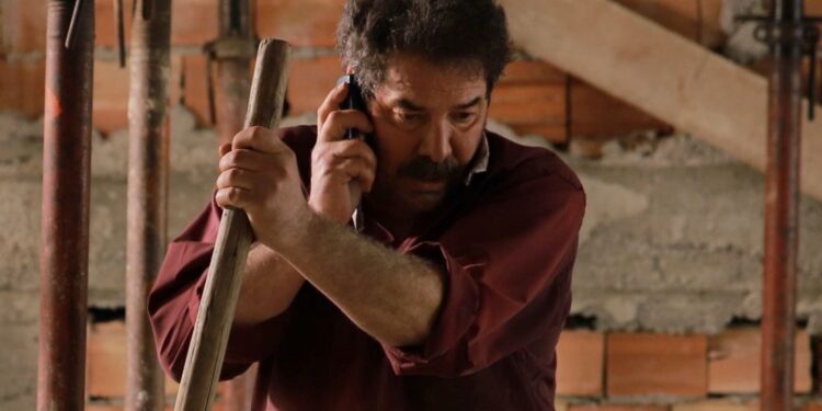 Fikret Kuşkan’a Roza filmiyle En İyi Aktör ödülü