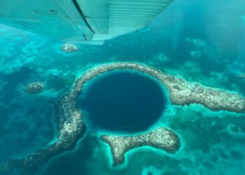 Dünyanın en derin ikinci mavi deliği keşfedildi: “Taam ja” binlerce yıllık sırları ortaya çıkardı