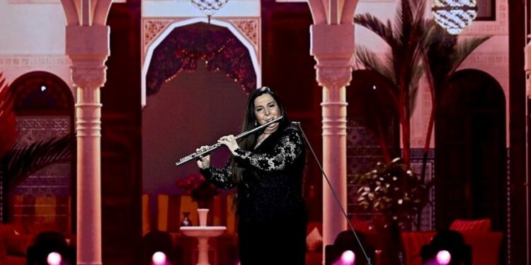 Flüt sanatçısı Şefika Kutluer Rusya’da “BraVo” müzik ödülünü aldı