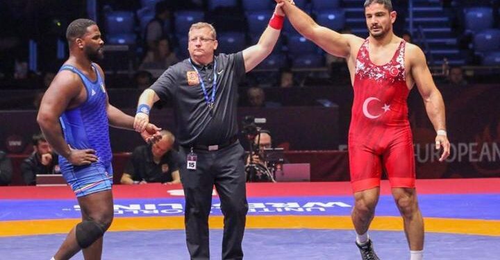 Taha Akgül 10. kez Avrupa şampiyonu