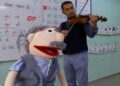 Mahir öğretmen dersleri kukla Bakkal Amca ile işliyor