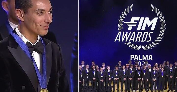 2024 Dünya Superbike şampiyonu Toprak Razgatlıoğlu, madalyasını aldı!