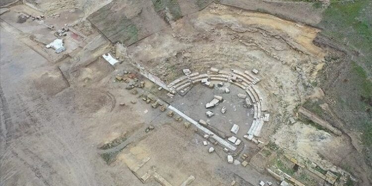 Pompeiopolis Antik Kenti’nde tiyatro ve odeonda yürütülen kazılar tamamlandı