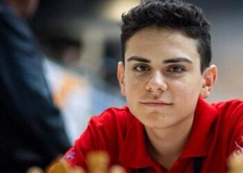 İlk 100’de bir Türk! 15 yaşındaki Ediz’den büyük başarı