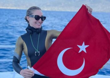 Şahika Ercümen’den bir rekor daha!