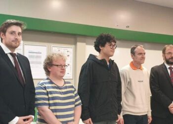 Milli sporcu Adar Tarhan, Berlin’deki satranç turnuvasında birinci oldu