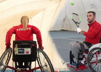 Engelsiz tenisçiler