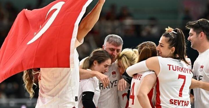 Paralimpik’te büyük zafer! Türkiye finalde İsrail’i 8-3 yendi | Video Haber