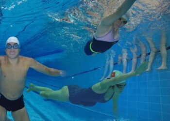 Engel tanımayan yüzücüler