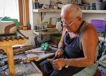 2 kardeş, baba mesleğini yarım asırdır sürdürüyor