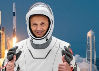 Uzaydan canlı bağlantı! Alper Gezeravcı, UUİ’deki ilk günlerini anlattı