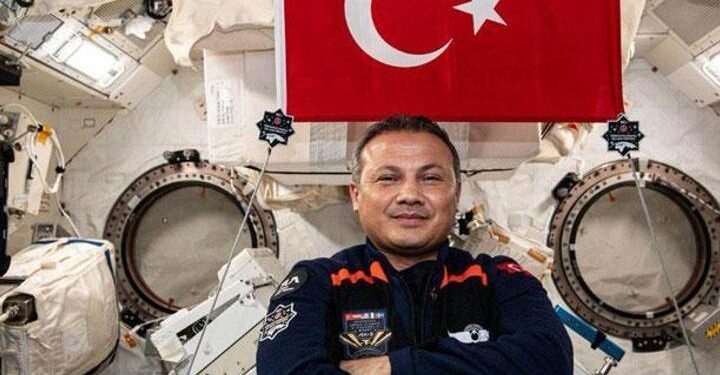 13 deney gerçekleştirdi! Gezeravcı’nın uzay yolculuğu sona eriyor