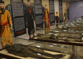 Müzedeki mumyalar resmedildi