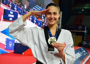 İrem Yaman’dan altın madalya ile Mehmetçiğe selam