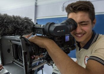 Yüzlerce köy çocuğu kamera ile buluştu