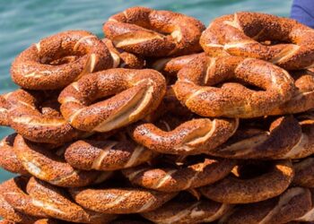 Kahvaltıların vazgeçilmezi simit Oxford Sözlüğü’ne girdi