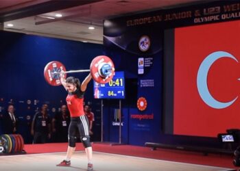 Ayşegül Çakın’dan Avrupa şampiyonluğu