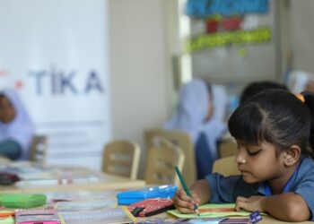 TİKA Pakistan’da 5 bin kitaplık çocuk kütüphanesi açtı