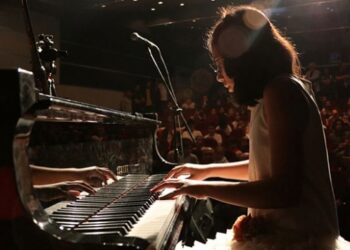 Çocuk piyanistten iklim değişikliğine özel eser