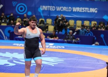 Milli güreşçi Rıza Kayaalp finalde