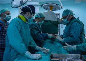 SBÜ’den yabancı doktorlara canlı damar cerrahisi kursu