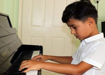 Küçük piyanist Uluslararası Müzik Yarışması’na hazırlanıyor