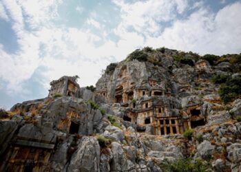 Demre’de üstü alüvyonla kaplı bir kent tespit edildi