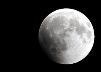 Hindistan’ın uzay aracı Ay’ın yörüngesinde dönmeye başladı