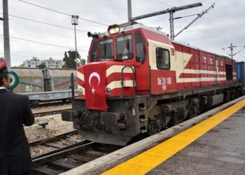 Türkiye ile Gürcistan arasındaki ilk ihracat treni hareket ediyor