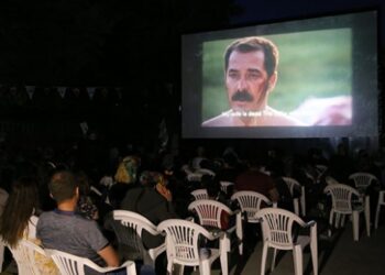 Sıcak havalarda “nostaljik” sinemayla stres atıyorlar