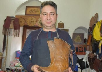 Osmanlı çarıkları için yeni ustalar yetiştiriyor