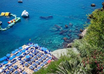 Antalya’da mavi bayraklı plaj sayısı 203’e yükseldi