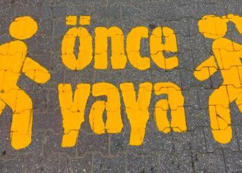 Giresun’da “Önce Yaya” görselleri çiziliyor