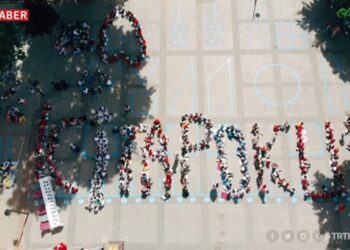 İnegöllü öğrenciler köy okullarına 10 bin kitap gönderdi
