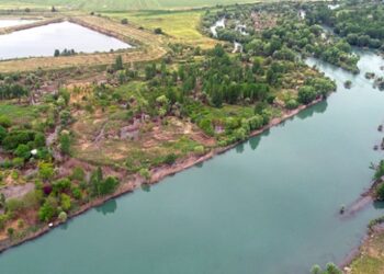 Dicle Nehri son 30 yılın en berrak görünümüne kavuştu