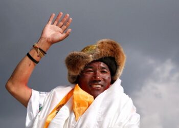 Şerpa Rita, Everest zirve rekorunu yineledi