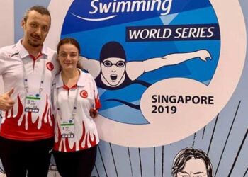 Milli yüzücü Boyacı, Singapur’da altın madalya kazandı