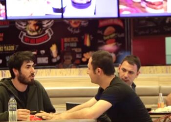 Youtuber gençlerden anlamlı sosyal deney