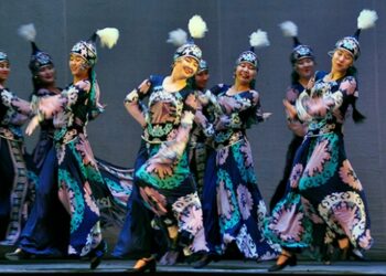 Kırgızistan’da Geleneksel Türkçe Şarkı Yarışması