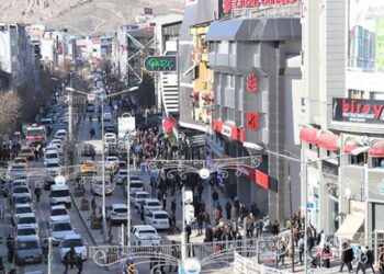 Van 1 ayda 50 bin turist ağırladı