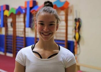 Milli cimnastikçi Onbaşı altın madalya kazandı