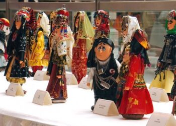 Çakıl taşları sanat objelerine dönüştü