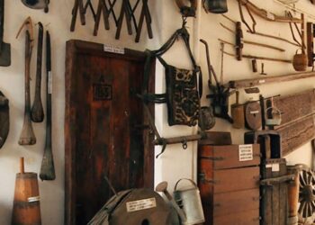 Biriktirdiği 3 bin eserle müze kurdu