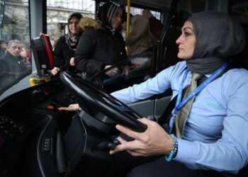 Şehir içi ulaşımın kadın şoförleri