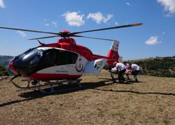Helikopter ve uçak ambulanslarla ücretsiz hizmet veren tek ülkeyiz