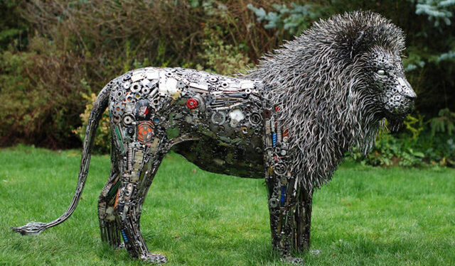 Hurda parçaları bir araya getirdi… Büyüledi!