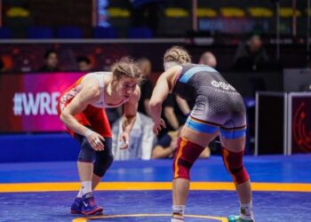 Milli güreşçi Yasemin Adar, Dünya Kupası’nda gümüş madalya kazandı