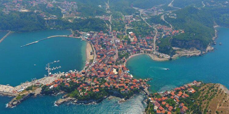 Amasra denizden de turizme açılacak